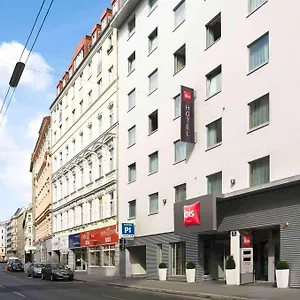 Ibis 3* Vienne
